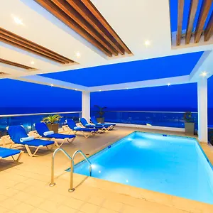 Summer Hotel